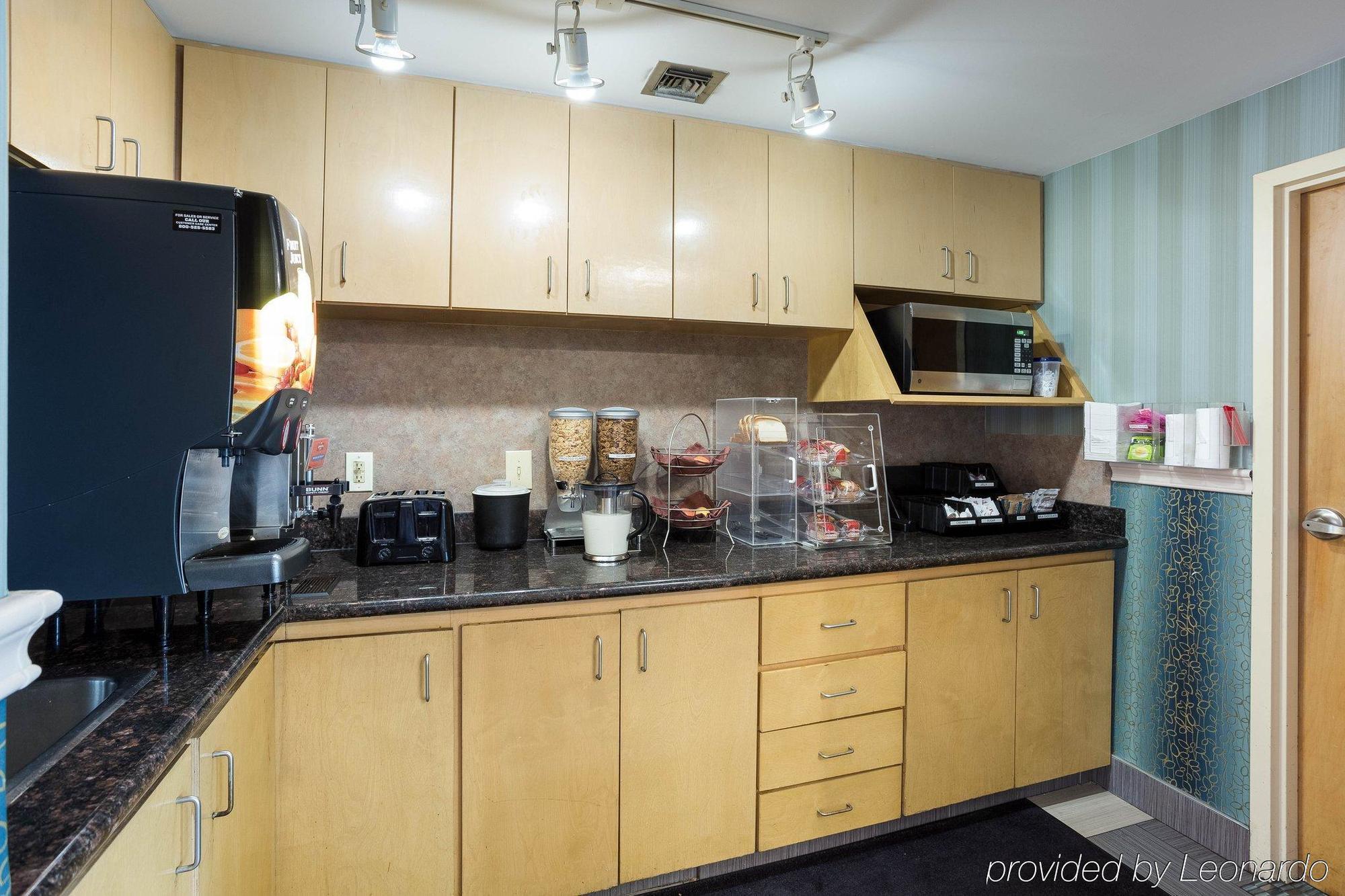 ניו אורלינס Rodeway Inn & Suites מראה חיצוני תמונה